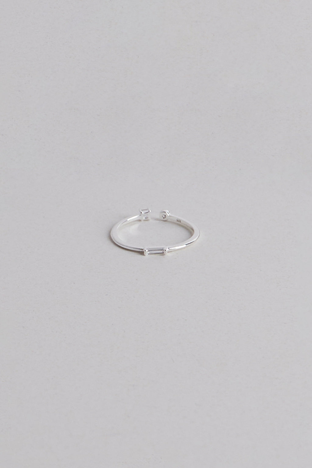 925 Baguette Mini Cubic Ring, Silver – MODU Atelier