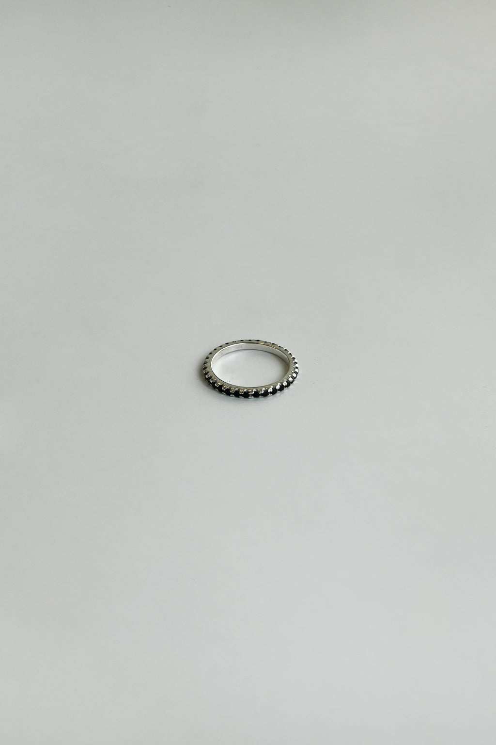 Modu Loc Rings 925 Thin Black Stone Ring – MODU Atelier