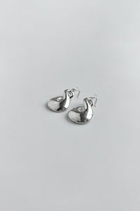Figure 8 Twist Earrings Sterling Silver Earrings MODU Atelier 
