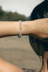 Pearl Bracelet with Single Cubic Gold Plated Sterling Silver Bracelet MODU Atelier 