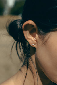 Single Pearl Stud Earring 14K Gold Earrings MODU Atelier 