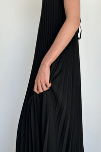 V-Neck Pleated Dress, Black Dresses LVIR 