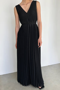 V-Neck Pleated Dress, Black Dresses LVIR 