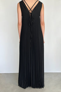 V-Neck Pleated Dress, Black Dresses LVIR 